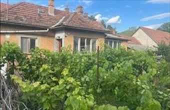 Eladó Budakeszi családi ház hirdetés (23778455)
