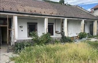 Eladó Budapest XV. kerületi családi ház hirdetés (32729478)