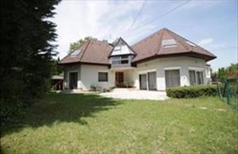 Kiadó Budapest II. kerületi családi ház hirdetés (39343341)