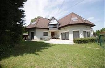 Kiadó Budapest II. kerületi családi ház hirdetés (39343341)