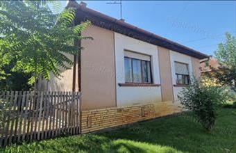 Eladó Csemői családi ház hirdetés (83413487)