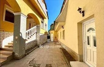 Eladó Esztergomi családi ház hirdetés (54333625)