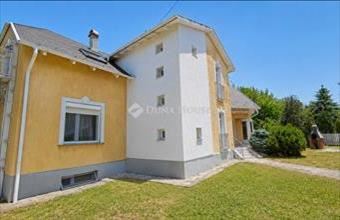 Eladó Gödi családi ház hirdetés (96948217)