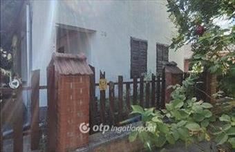 Eladó Kistótfalui családi ház hirdetés (35437146)