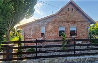 Eladó Kétegyházai családi ház hirdetés (82563693)