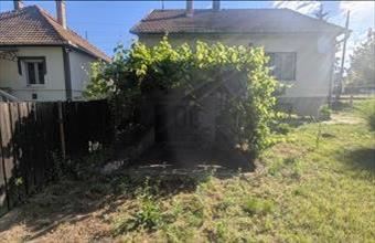 Eladó Hatvani családi ház hirdetés (97413744)