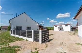Eladó Ősi tégla lakás hirdetés (26439315)