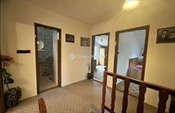 Eladó Budapest IV. kerületi családi ház hirdetés (24822642)