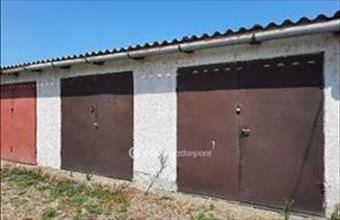 Eladó Siófoki egyedi garázs hirdetés (65412273)