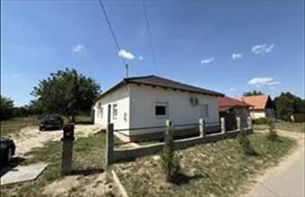 Eladó Valkói családi ház hirdetés (65795945)