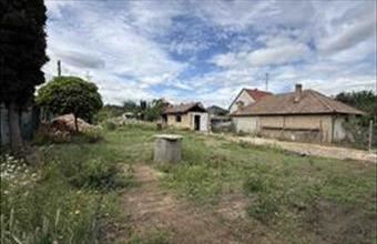 Eladó Gödöllői lakóövezeti telek hirdetés (33416269)