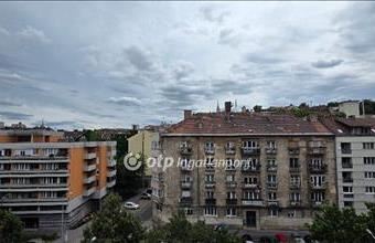 Eladó Budapest II. kerületi csúsztatott zsalus lakás hirdetés (39844331)
