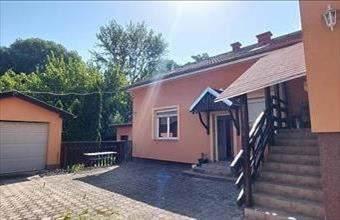 Eladó Budapest XV. kerületi családi ház hirdetés (25742927)