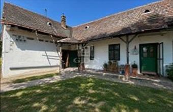 Eladó Biatorbágyi családi ház hirdetés (63745445)