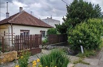 Eladó Szolnoki családi ház hirdetés (25522476)