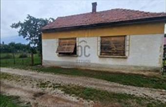 Eladó Csesztregi családi ház hirdetés (33193643)
