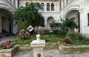 Eladó Budapest V. kerületi tégla lakás hirdetés (99434377)
