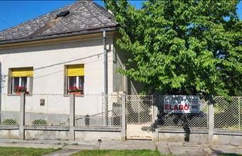 Eladó Jászárokszállási családi ház hirdetés (95449965)