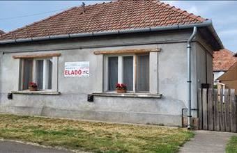 Eladó Jászárokszállási családi ház hirdetés (83295253)