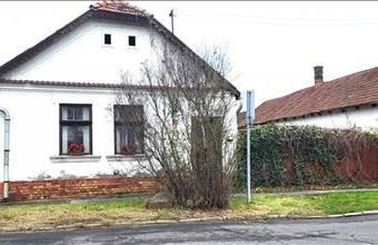 Eladó Jászberényi családi ház hirdetés (44393643)