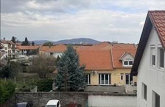 Eladó Szentendrei tégla lakás hirdetés (93334935)