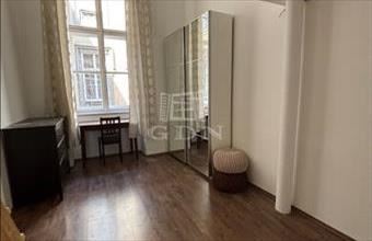 Eladó Budapest V. kerületi tégla lakás hirdetés (95767987)