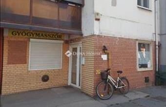 Eladó Kecskeméti üzlethelyiség utcafronton hirdetés (99583686)