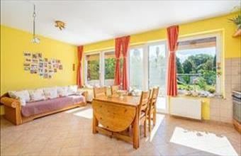 Eladó Budapest III. kerületi családi ház hirdetés (45944653)