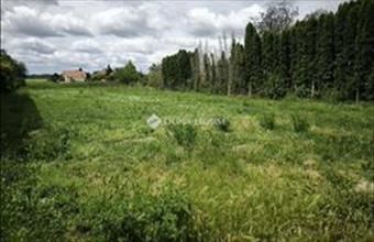 Eladó Győrújfalui lakóövezeti telek hirdetés (97672188)