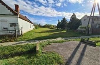 Eladó Nemesszalóki lakóövezeti telek hirdetés (74245597)