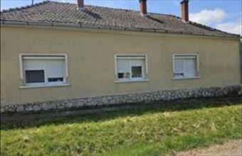 Eladó Bakonypölöskei családi ház hirdetés (53575739)