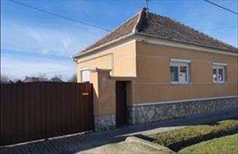 Eladó Mezőlaki családi ház hirdetés (38433784)