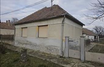 Eladó Kemeneshőgyészi családi ház hirdetés (63745382)