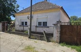 Eladó Vaszari családi ház hirdetés (67314477)