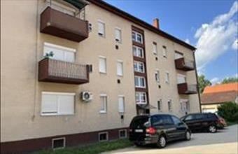 Eladó Pápai tégla lakás hirdetés (69447674)