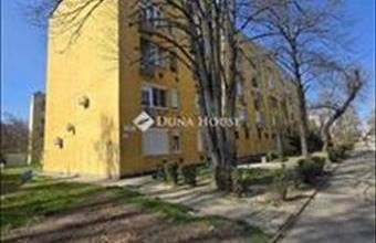 Eladó Kecskeméti tégla lakás hirdetés (77533746)