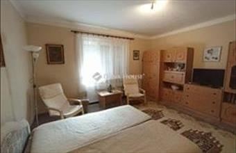 Eladó Esztergomi családi ház hirdetés (48446652)