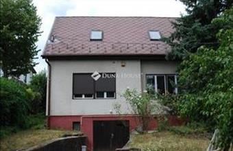 Eladó Budapest II. kerületi lakóövezeti telek hirdetés (84492843)