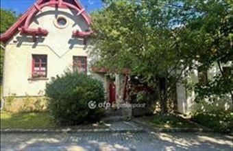 Eladó Pilisszántói családi ház hirdetés (36854444)