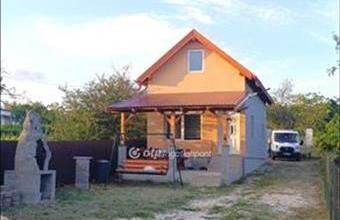 Eladó Tárnoki családi ház hirdetés (47427745)