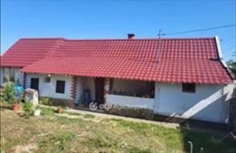 Eladó Jászfényszarui családi ház hirdetés (33773353)