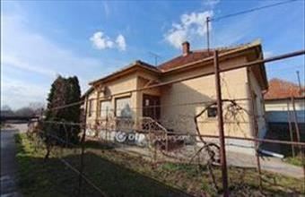 Eladó Szegvári családi ház hirdetés (47244984)