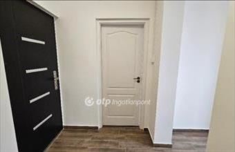 Eladó Szentesi panel lakás hirdetés (47526247)
