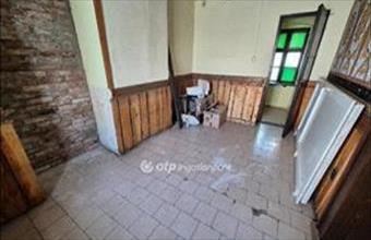 Eladó Szentesi üzlethelyiség utcafronton hirdetés (57847349)