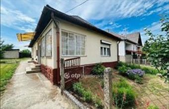 Eladó Tiszaberceli családi ház hirdetés (66494353)