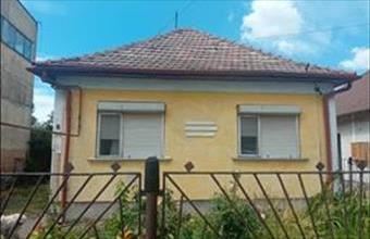 Eladó Füzesabonyi családi ház hirdetés (75838234)