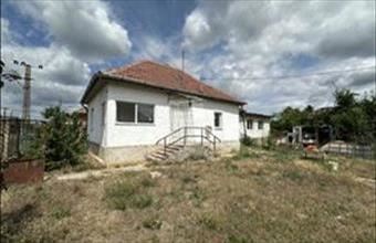 Eladó Tápiószecsői családi ház hirdetés (35933533)