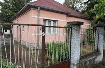 Eladó Esztergomi családi ház hirdetés (35923833)