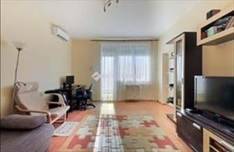 Eladó Budapest XVIII. kerületi csúsztatott zsalus lakás hirdetés (54656639)
