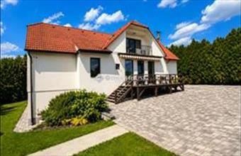 Eladó Bakonybéli hotel, szálloda, panzió hirdetés (54555573)